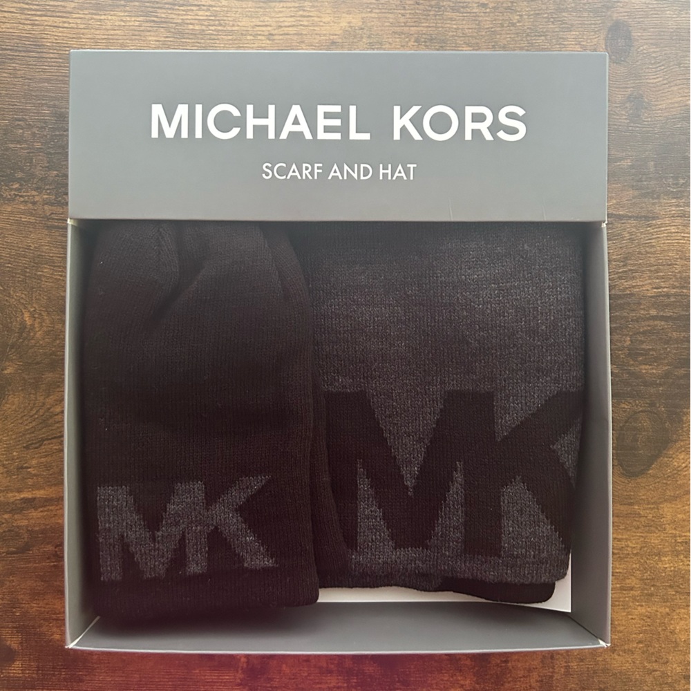 Michael Kors Hat & Scarf Set